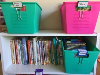 setting up classroom library